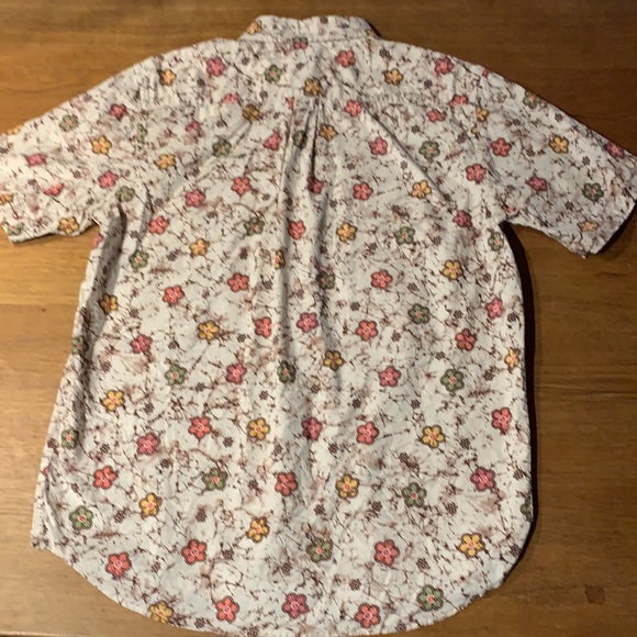STUSSY SHORT SLEEVE BUTTON DOWN SIZE M - Picture 3 of 6